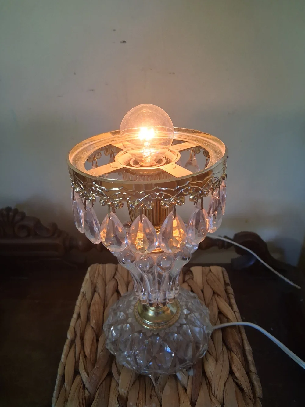 Vintage Michelotti Crystal Boudoir Parlor Lamp